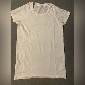 “Swiftly Tech 2.0 full length” by lululemon white